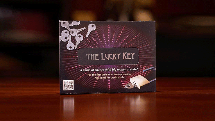 luc The Lucky Key (Close Up) by Vincenzo Di Fatta - Imagen 1